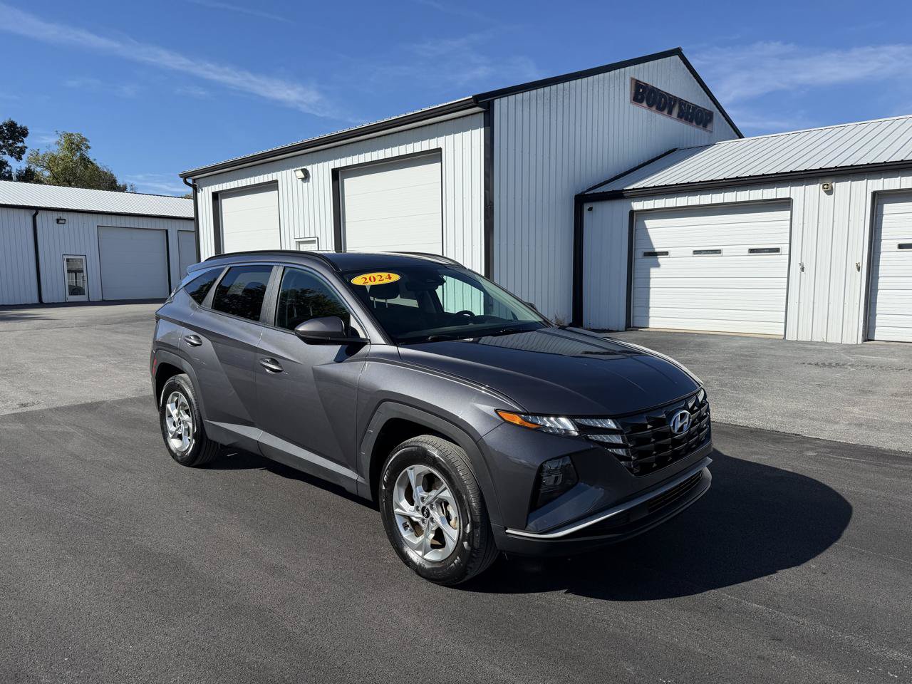 Used 2024 Hyundai Tucson SEL AWD/4WD image 1