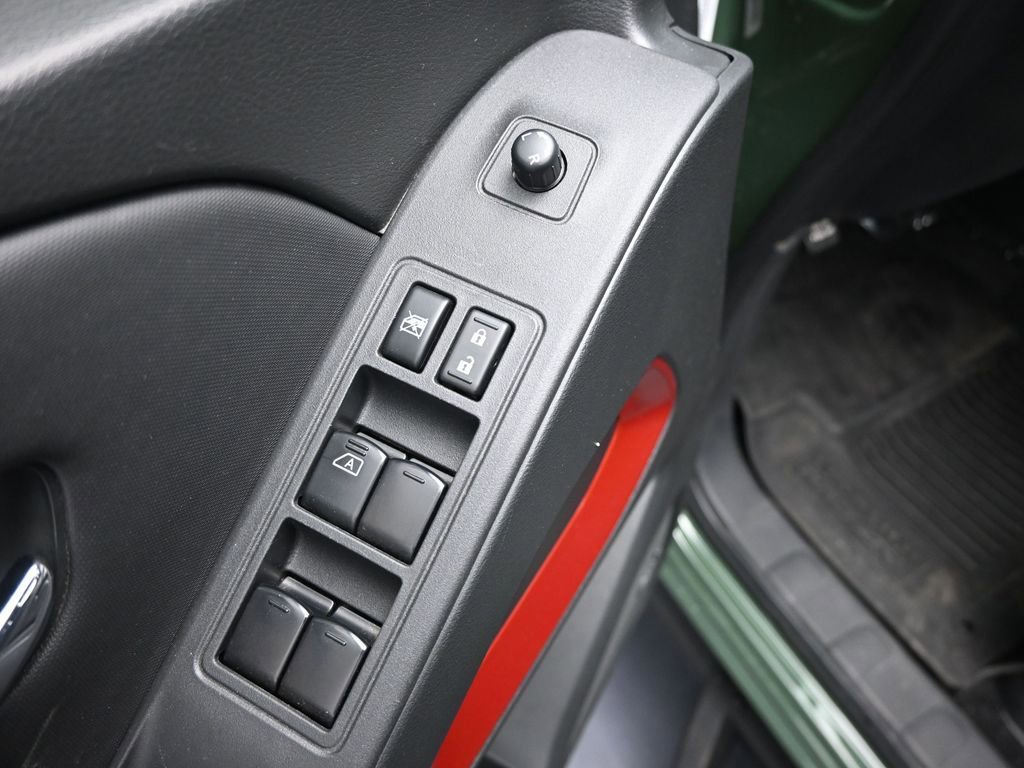 Used 2024 Nissan Frontier PRO-4X w/ Pro Convenience Package image 17