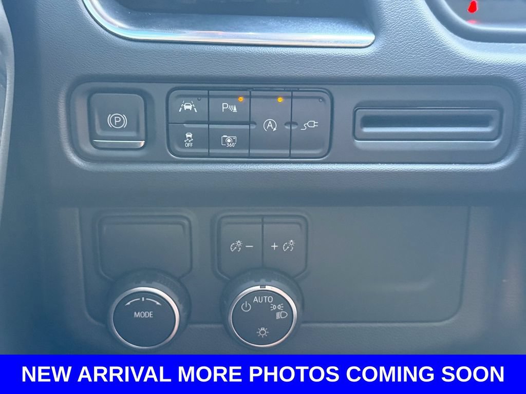Used 2022 Chevrolet Tahoe LT w/ Luxury Package RWD image 36