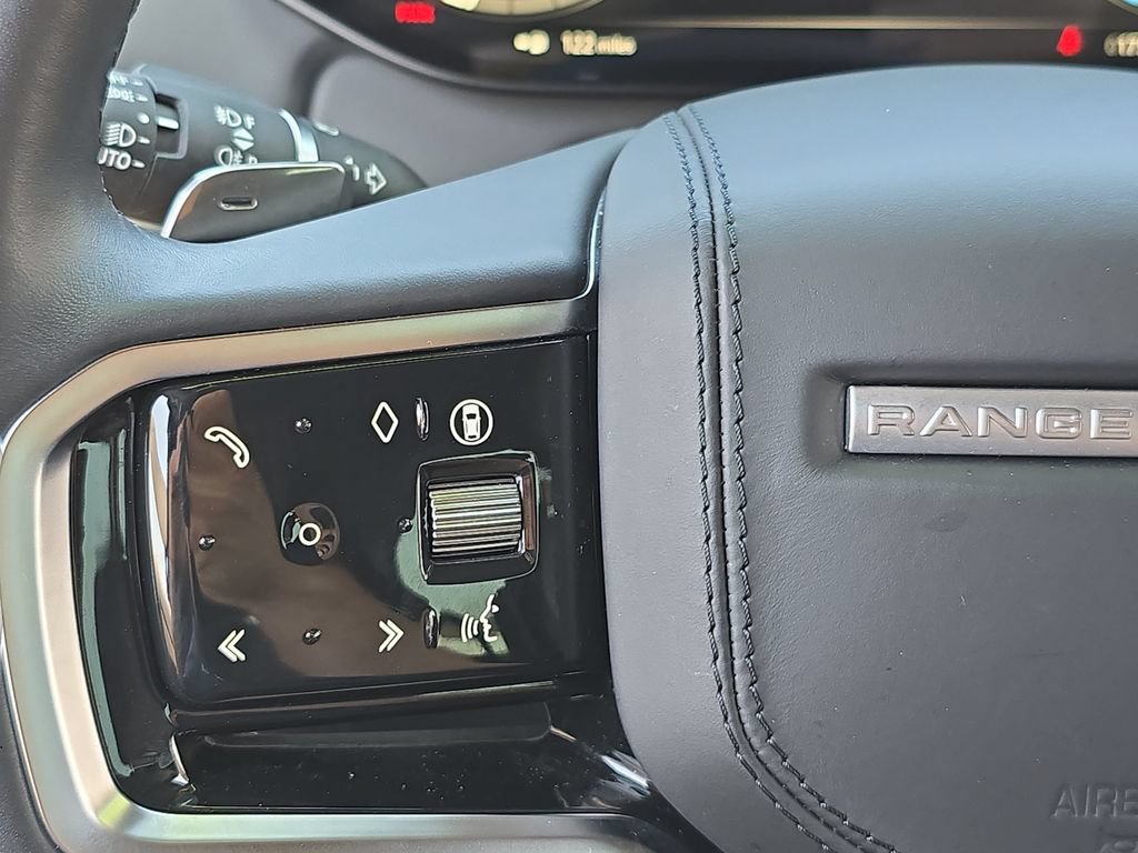 Certified 2025 Land Rover Range Rover Sport AWD/4WD image 18
