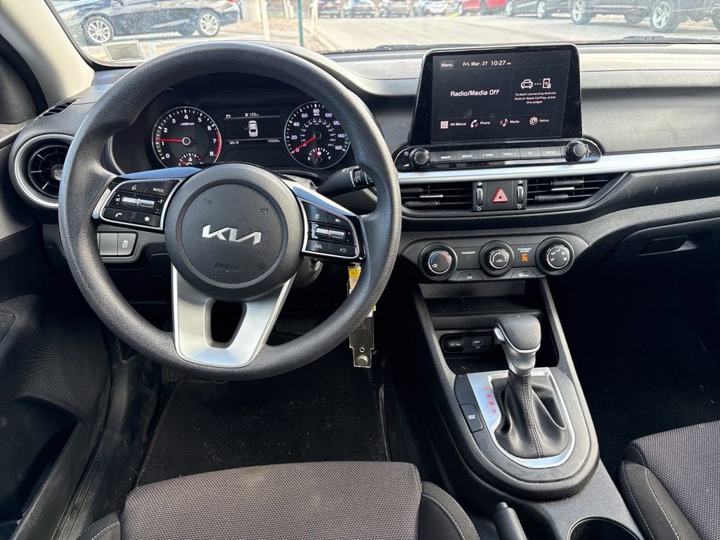 Certified 2023 Kia Forte LXS image 13