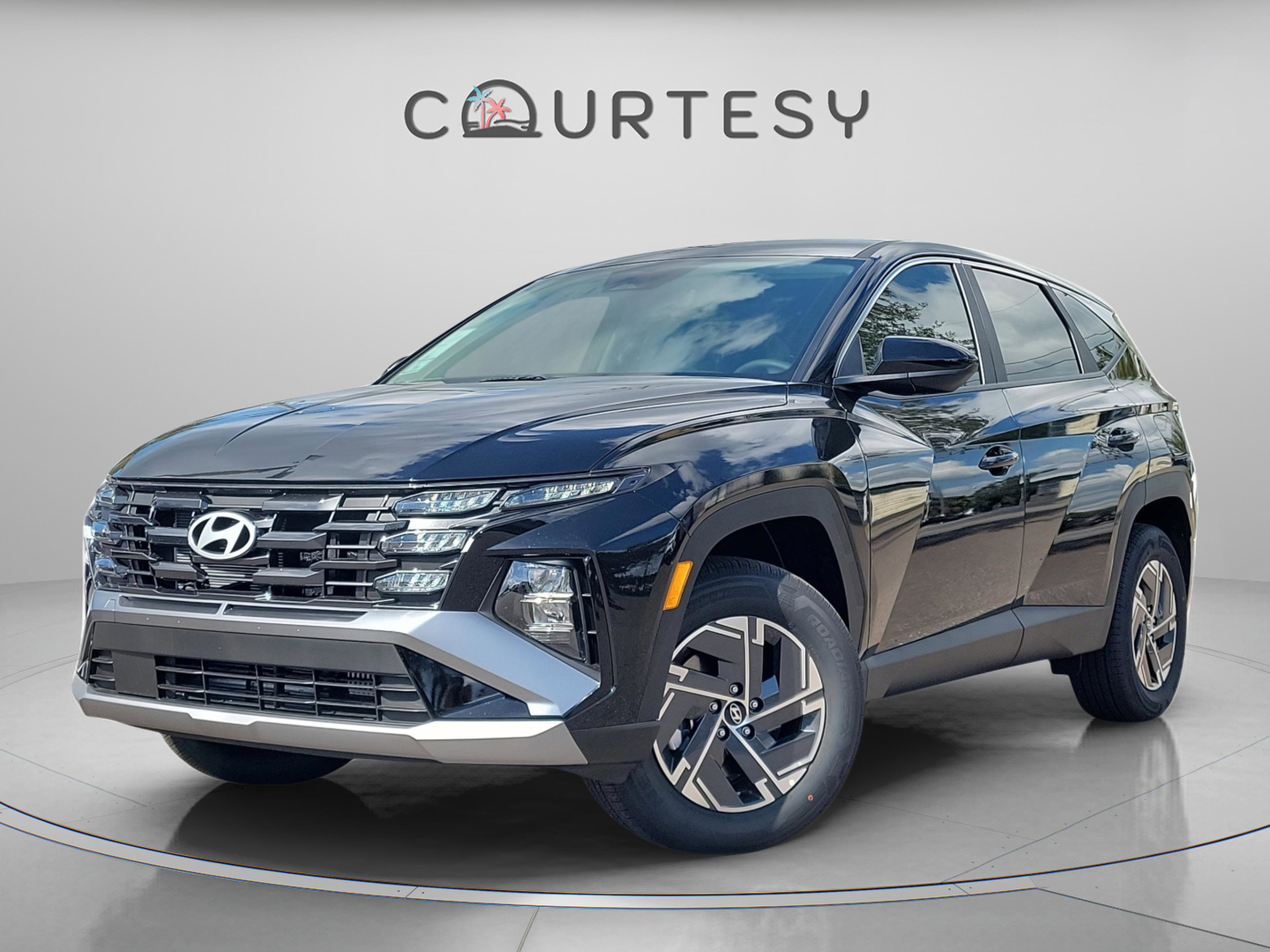 New 2026 Hyundai Tucson Blue SE image 1