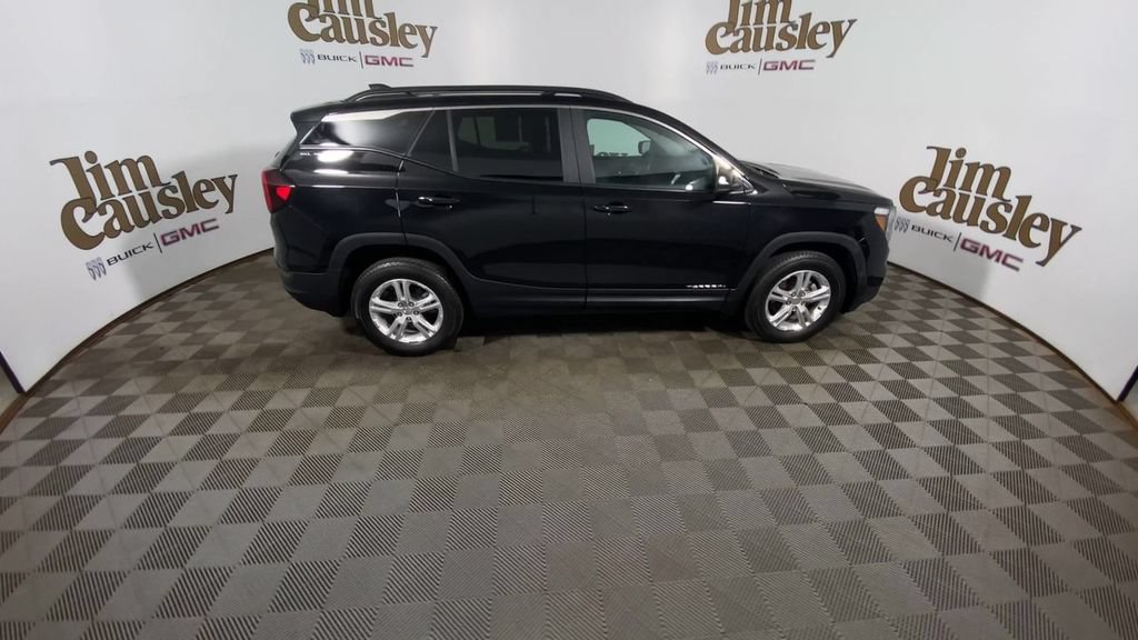 Certified 2024 GMC Terrain SLE w/ Driver Convenience Package AWD/4WD image 9