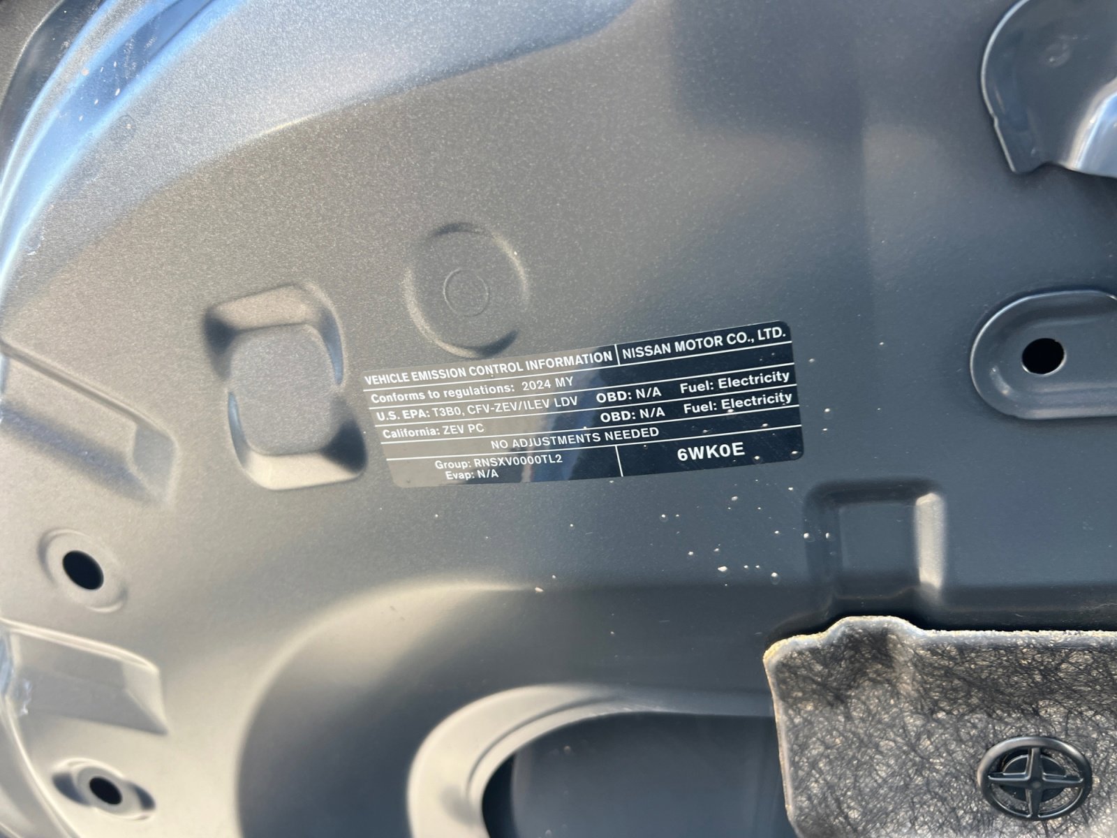 Used 2024 Nissan Leaf S image 12