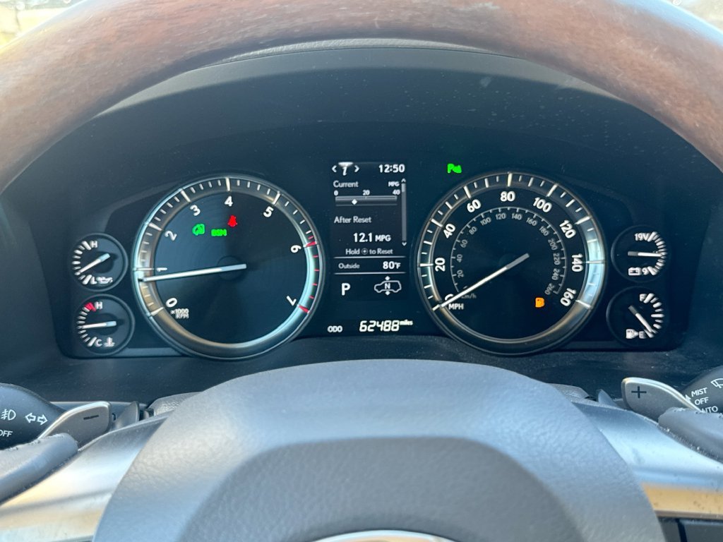 Used 2019 Lexus LX 570 4WD w/ Luxury Package image 3