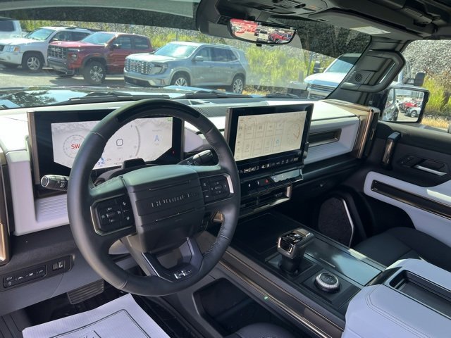 Used 2024 GMC Hummer EV 2X w/ LPO, Illumination Package image 14