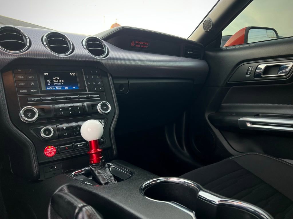 Used 2016 Ford Mustang Coupe image 43