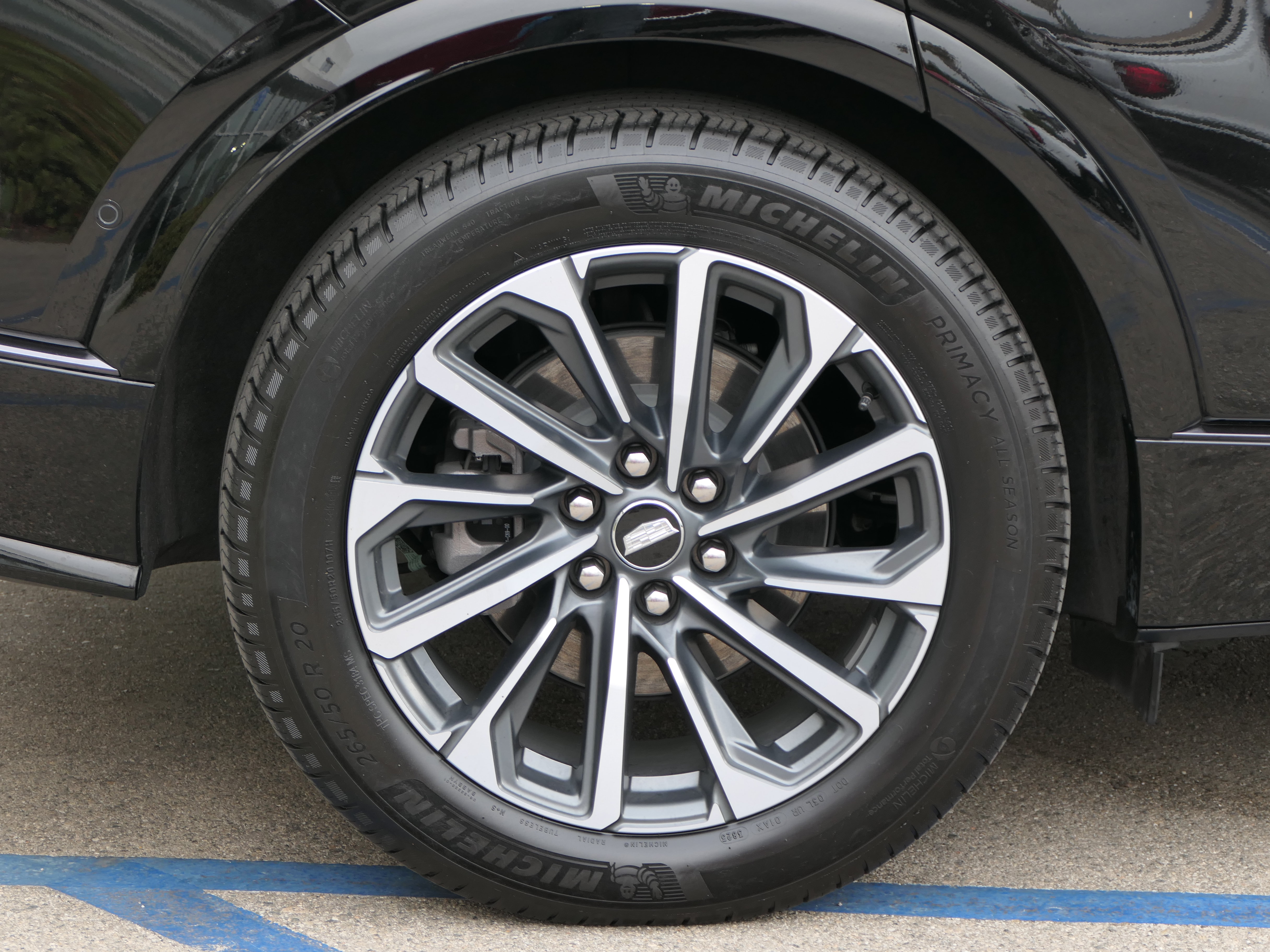 Certified 2024 Cadillac Lyriq Sport AWD/4WD image 11