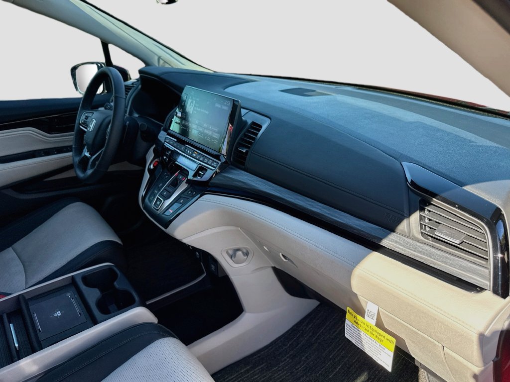Used 2026 Honda Odyssey Elite image 40