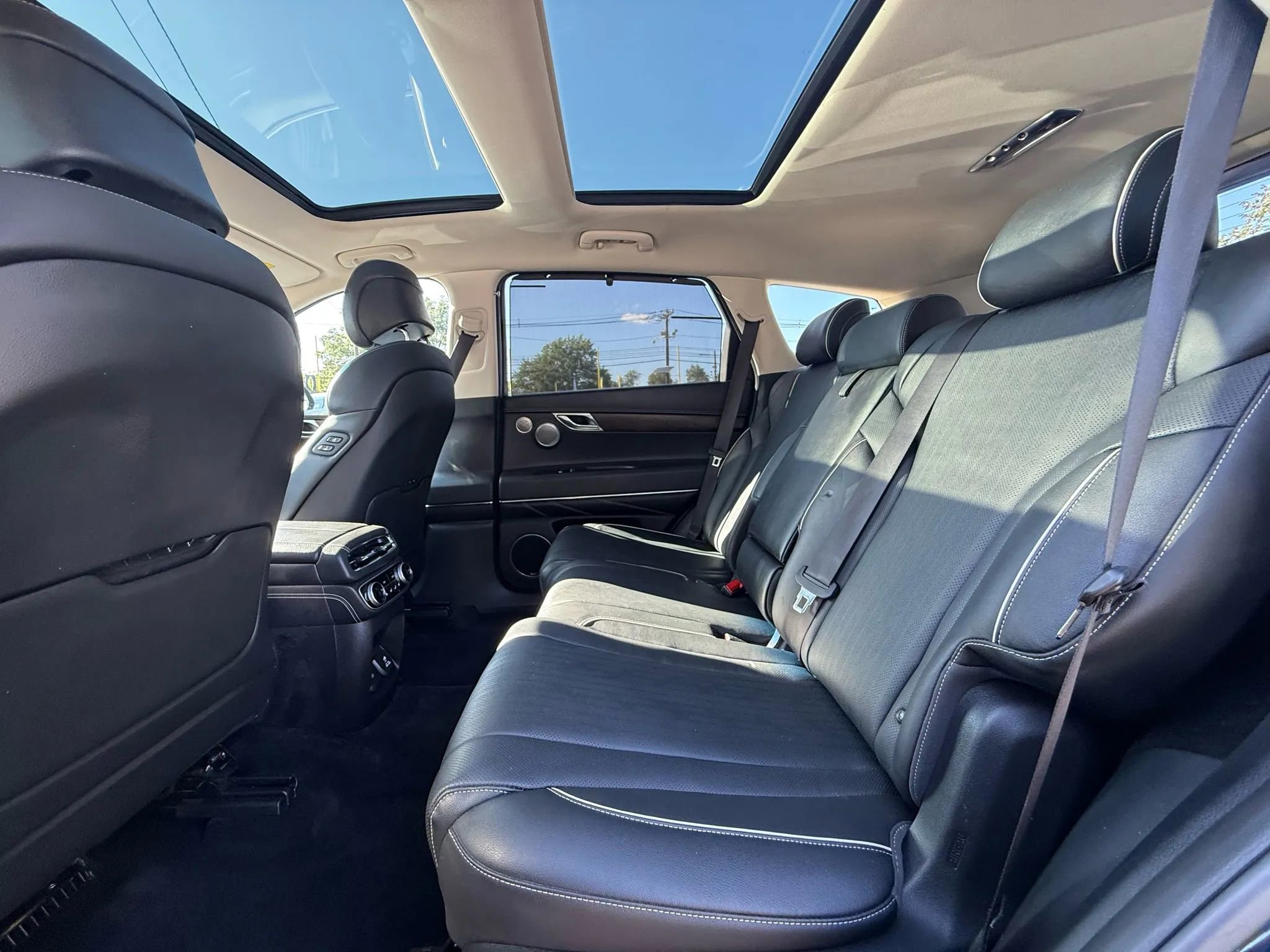 Used 2021 Genesis GV80 3.5T w/ Advanced Package 06 image 26