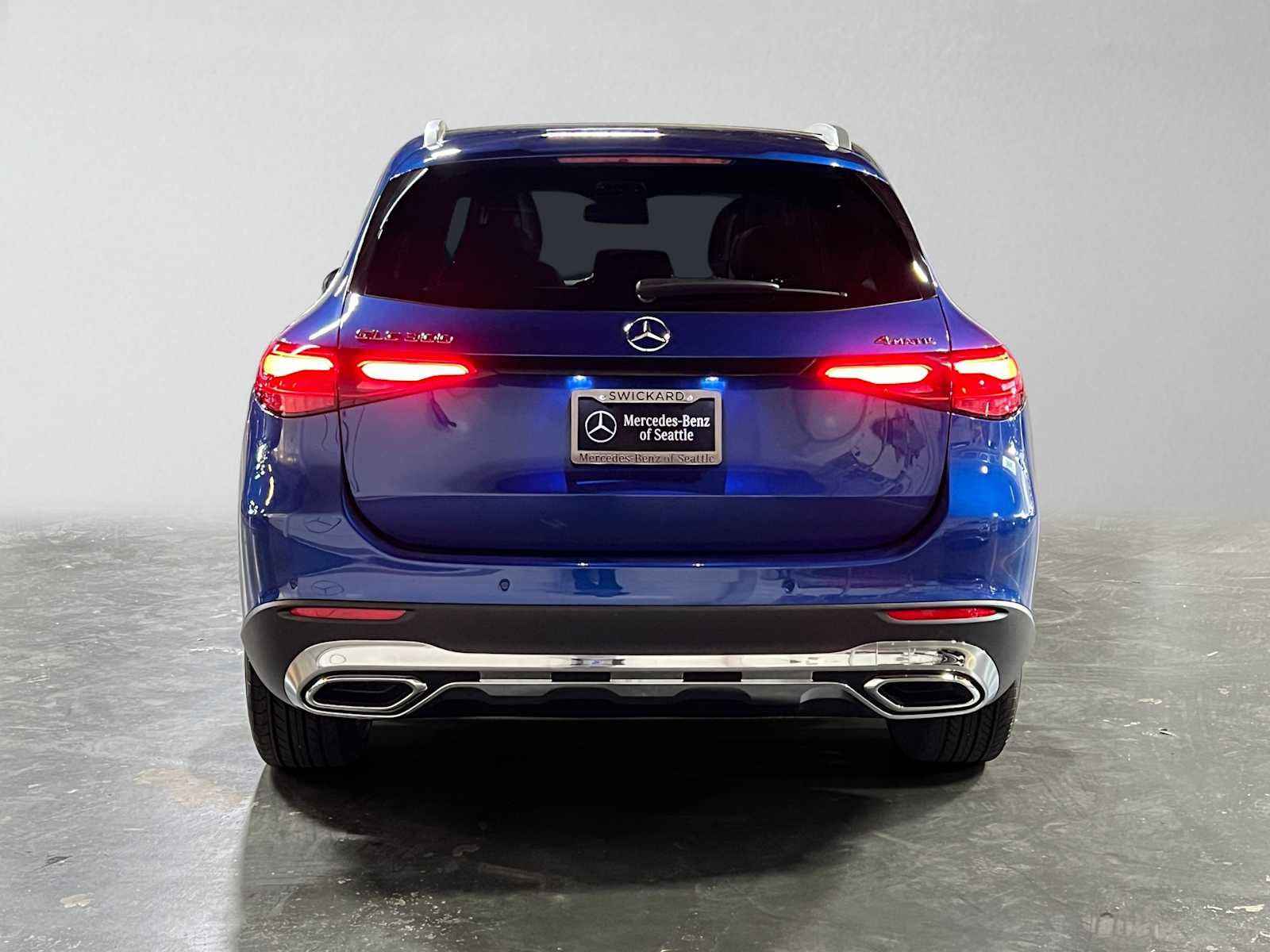 Certified 2026 Mercedes-Benz GLC 300 4MATIC image 4