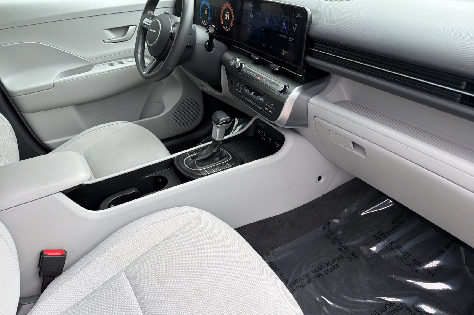 Used 2025 Hyundai Kona SEL image 15