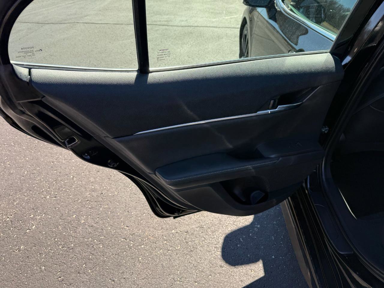 Used 2021 Toyota Camry XSE FWD image 12