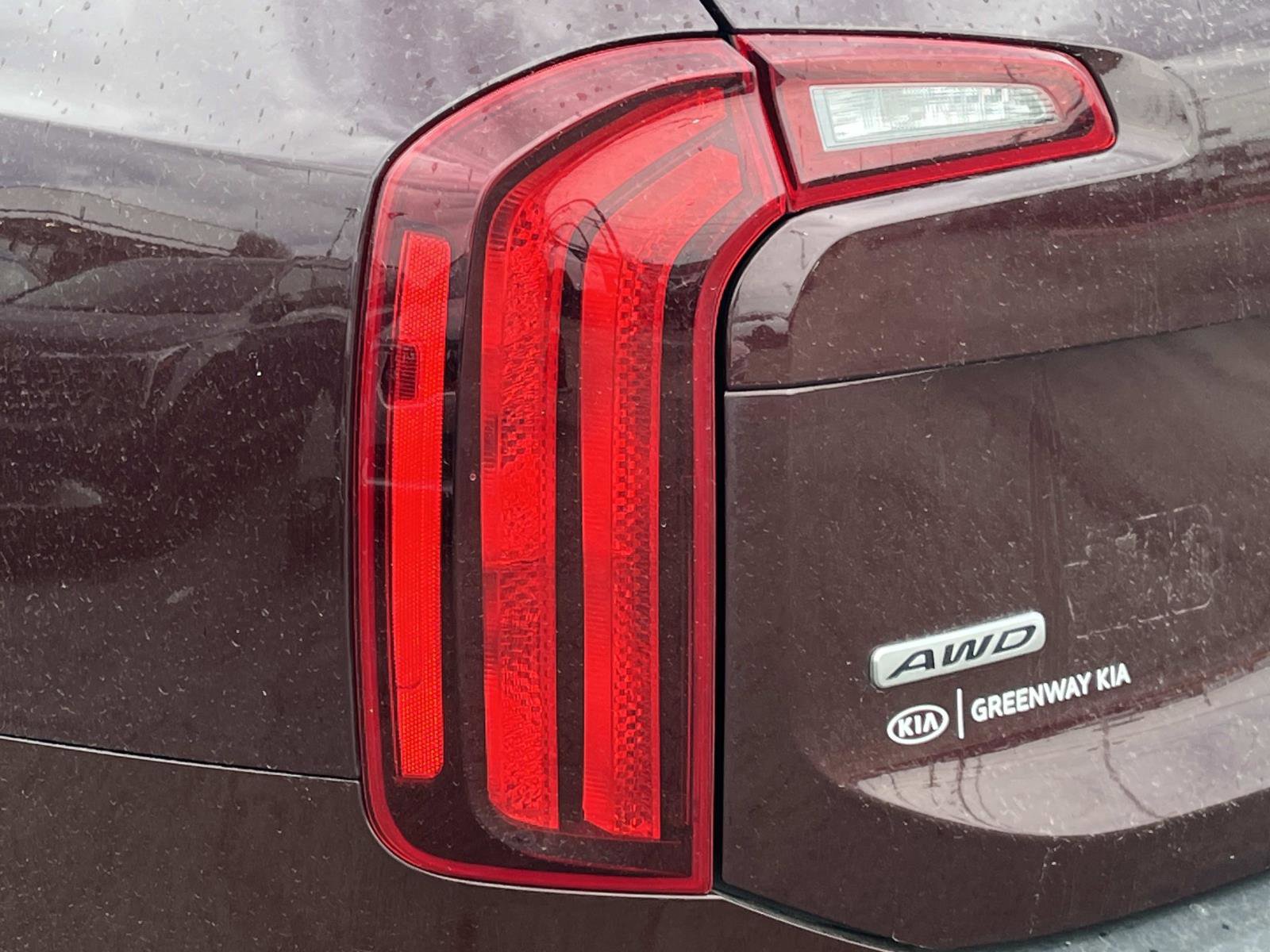 Used 2022 Kia Telluride LX image 10