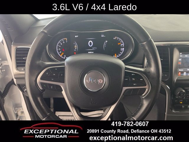 Used 2020 Jeep Grand Cherokee Laredo AWD/4WD image 37