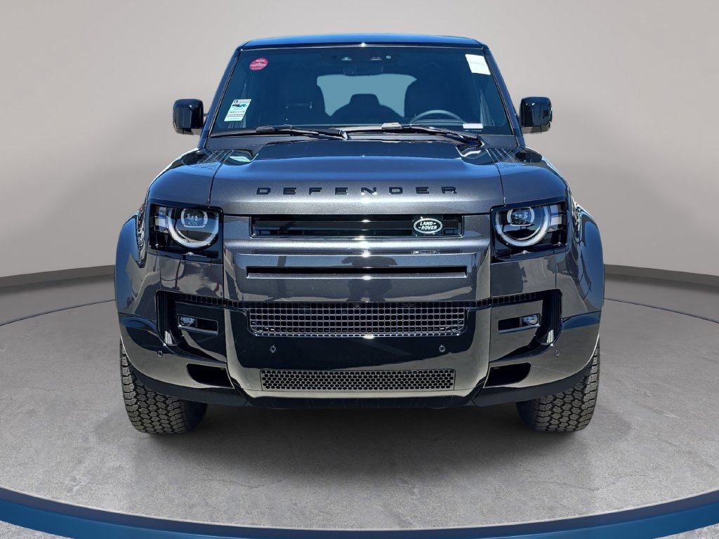 New 2026 Land Rover Defender 110 X-Dynamic SE AWD/4WD image 2