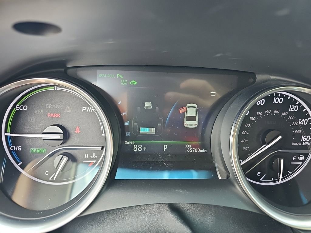Used 2018 Toyota Camry XLE FWD image 10