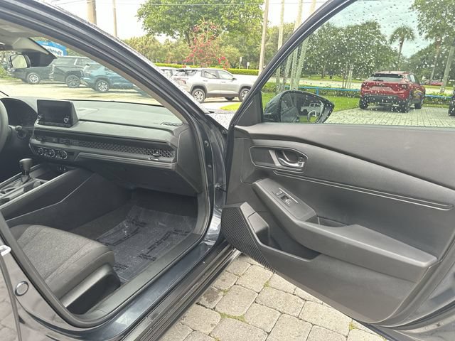 Used 2023 Honda Accord LX image 23
