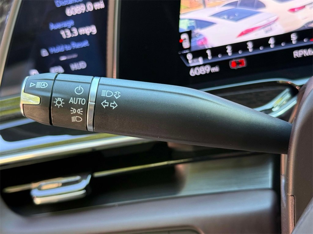 Certified 2024 Cadillac Escalade ESV Sport Platinum w/ LPO, ONYX Package image 33