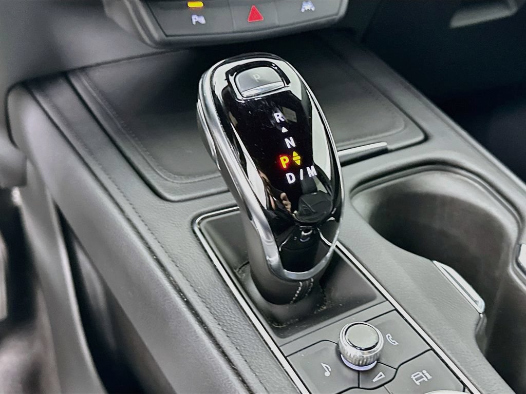 Used 2024 Cadillac XT4 Premium Luxury FWD image 20
