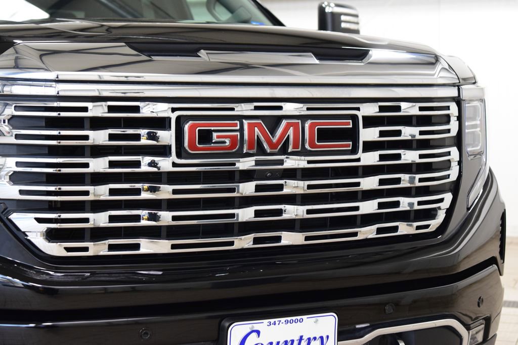 Used 2024 GMC Sierra 1500 Denali w/ Denali Reserve Package AWD/4WD image 11