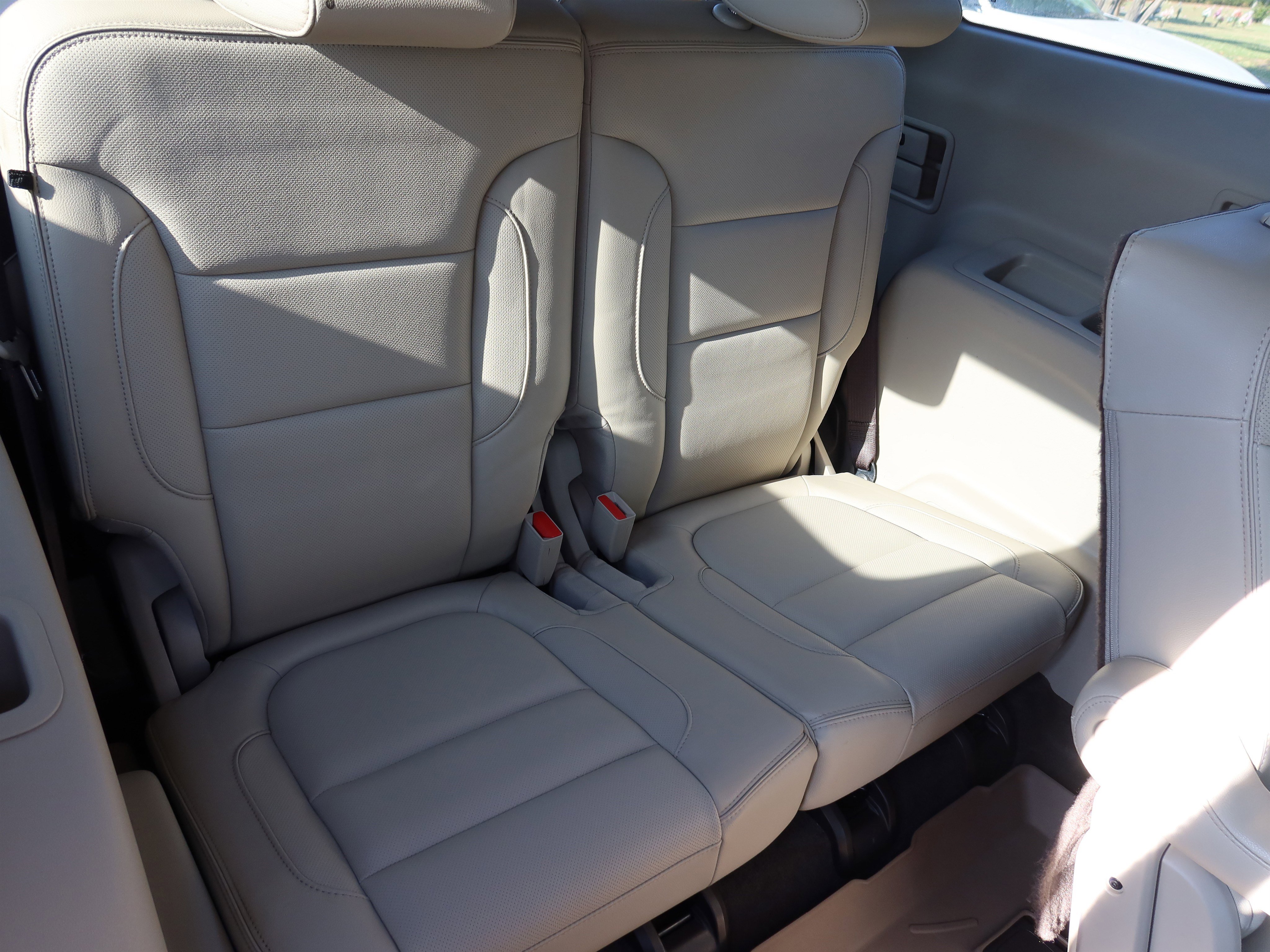 Used 2019 GMC Acadia Denali w/ Technology Package AWD/4WD image 14
