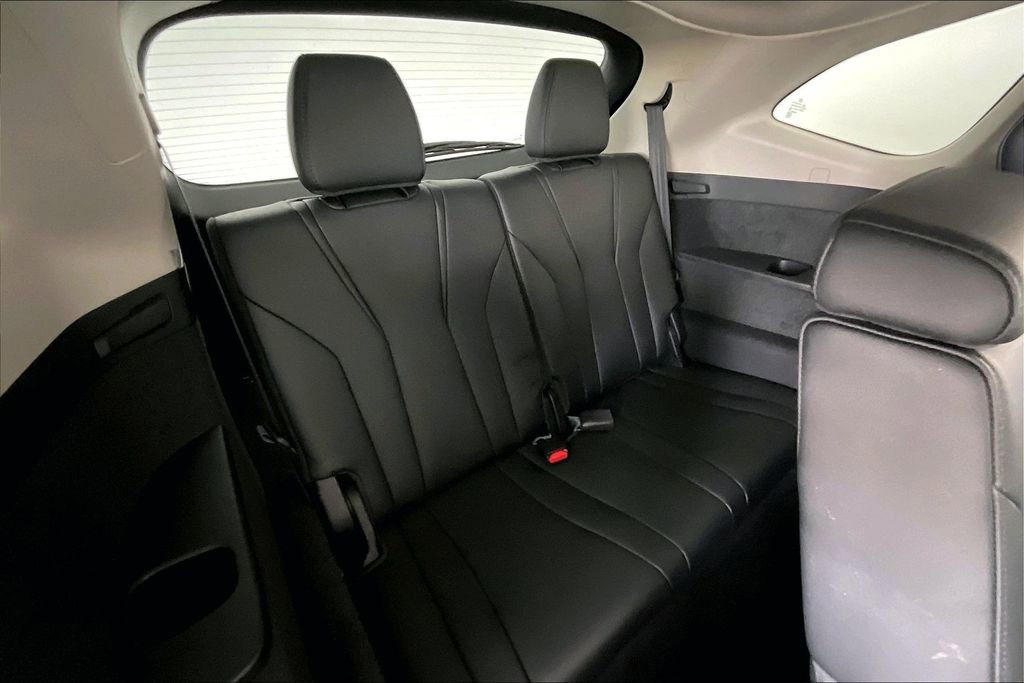 Certified 2024 Acura MDX FWD image 35