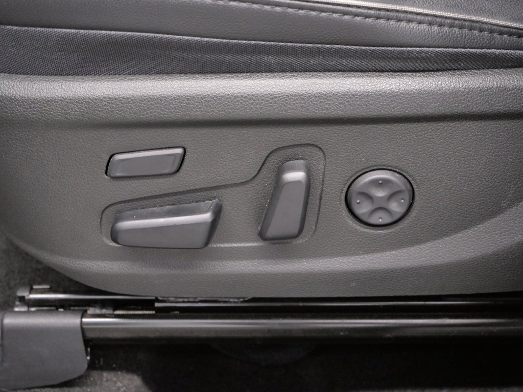 Used 2023 Hyundai Santa Fe Limited w/ Cargo Package AWD/4WD image 19