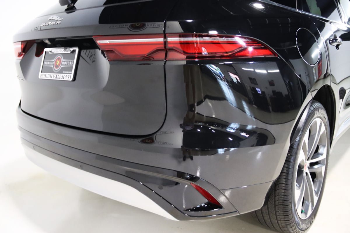 Used 2023 Jaguar F-PACE S AWD/4WD image 10