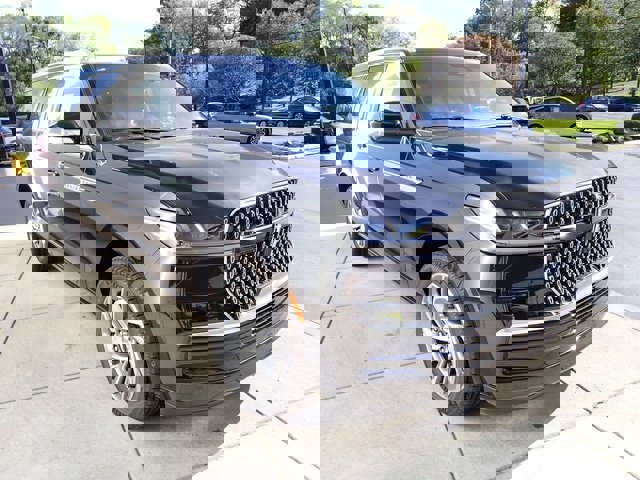 New 2025 Lincoln Navigator L Reserve image 8