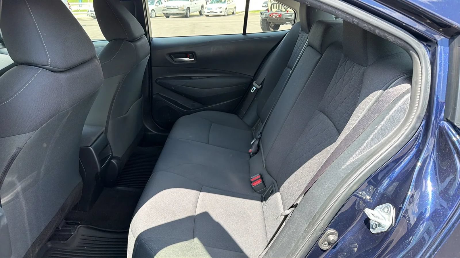 Used 2020 Toyota Corolla LE FWD image 9