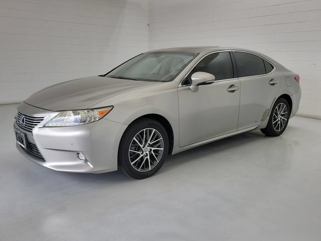 Used 2015 Lexus ES 300h w/ Navigation System Package FWD video 1