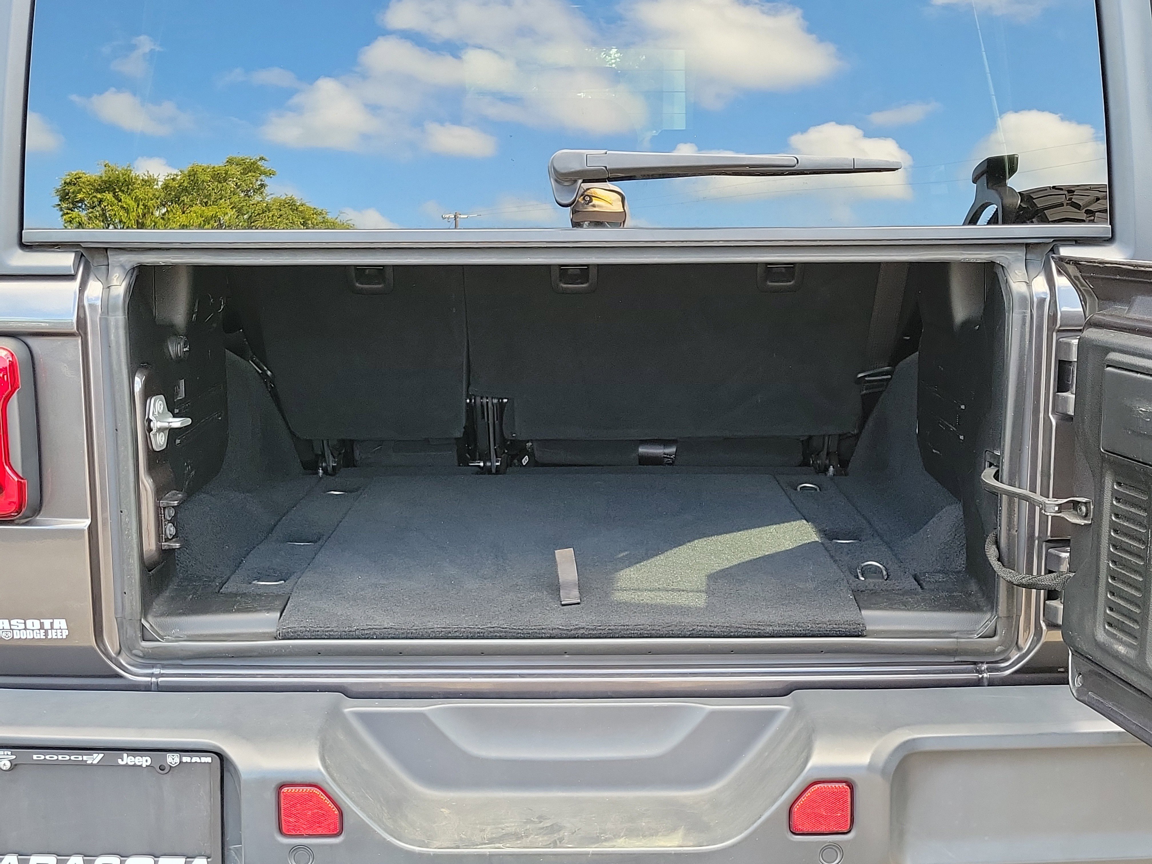 Used 2018 Jeep Wrangler Unlimited Sport S AWD/4WD image 12