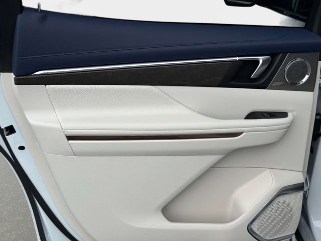 New 2026 Buick Enclave Avenir w/ Super Cruise Package image 11