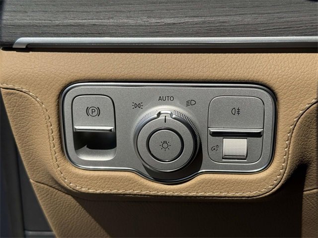 New 2026 Mercedes-Benz GLS 450 4MATIC image 19