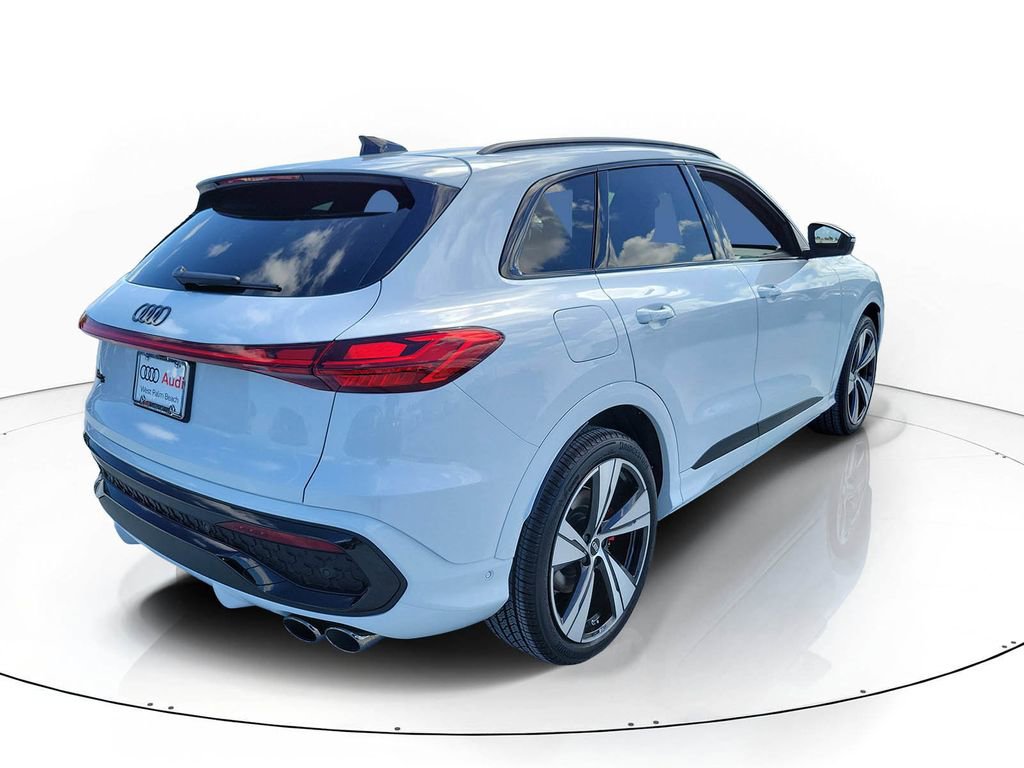 New 2025 Audi SQ5 Prestige image 4