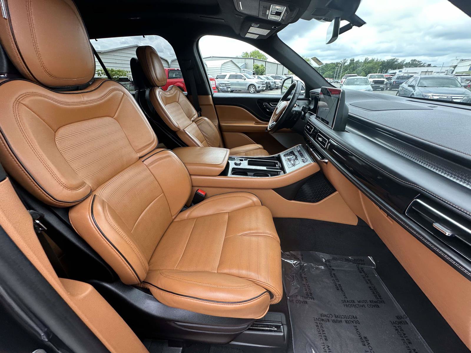 Used 2021 Lincoln Aviator Black Label w/ Dynamic Handling Package AWD/4WD image 23