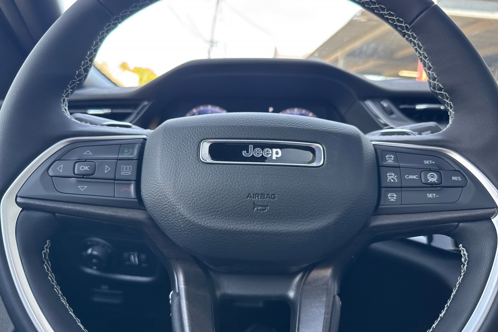 New 2026 Jeep Grand Cherokee Limited image 23