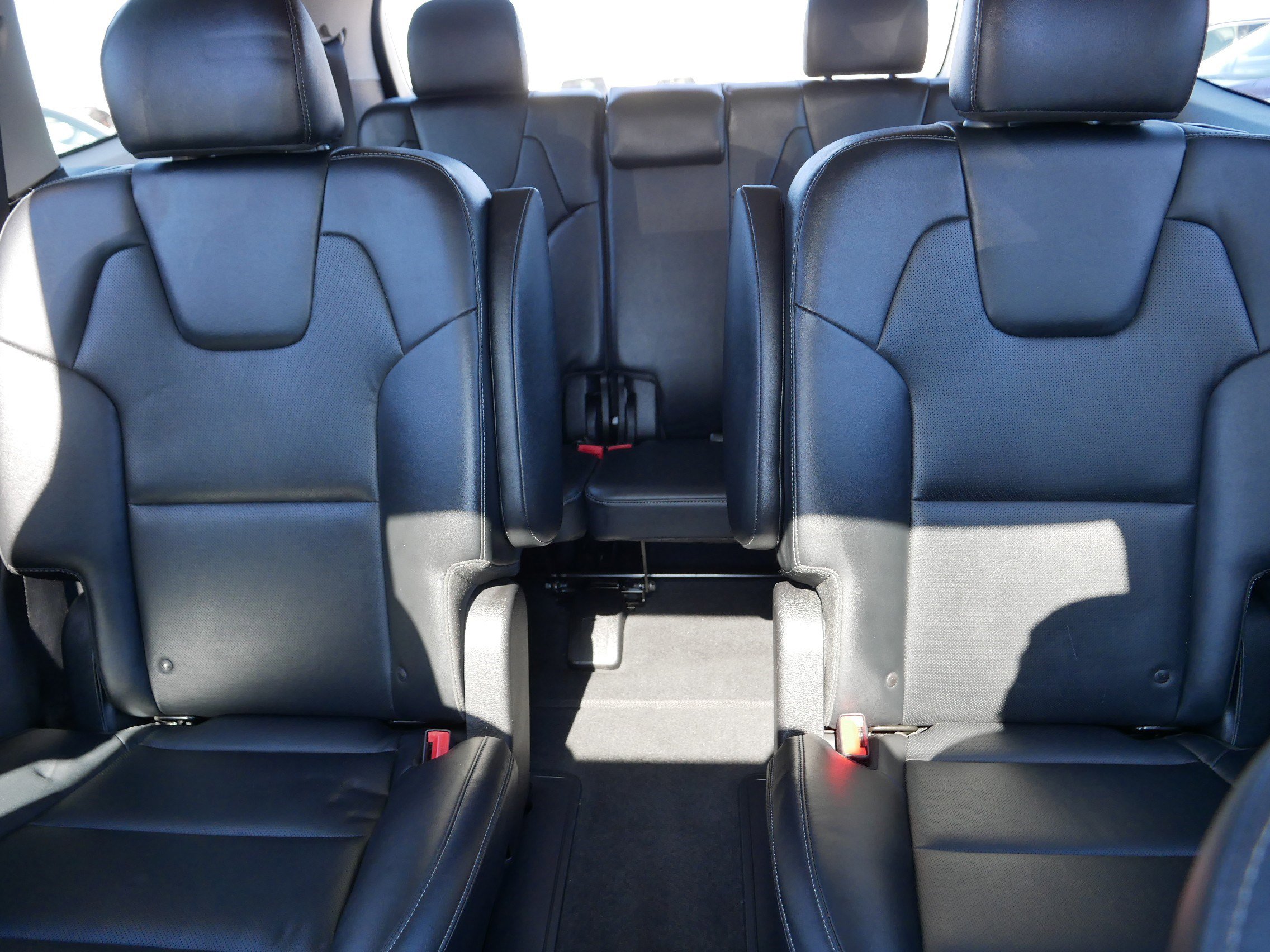 Certified 2023 Kia Telluride S w/ S Sunroof Package image 13