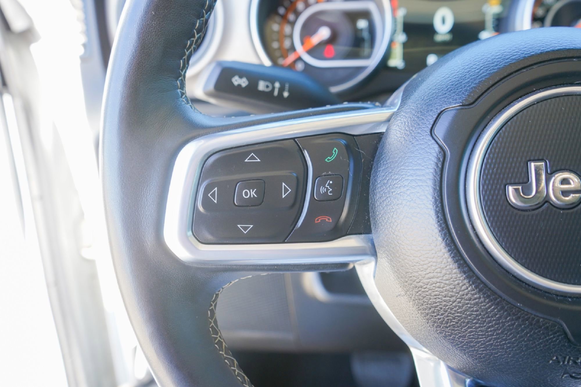 Used 2020 Jeep Gladiator Sport w/ Quick Order Package 24S image 12