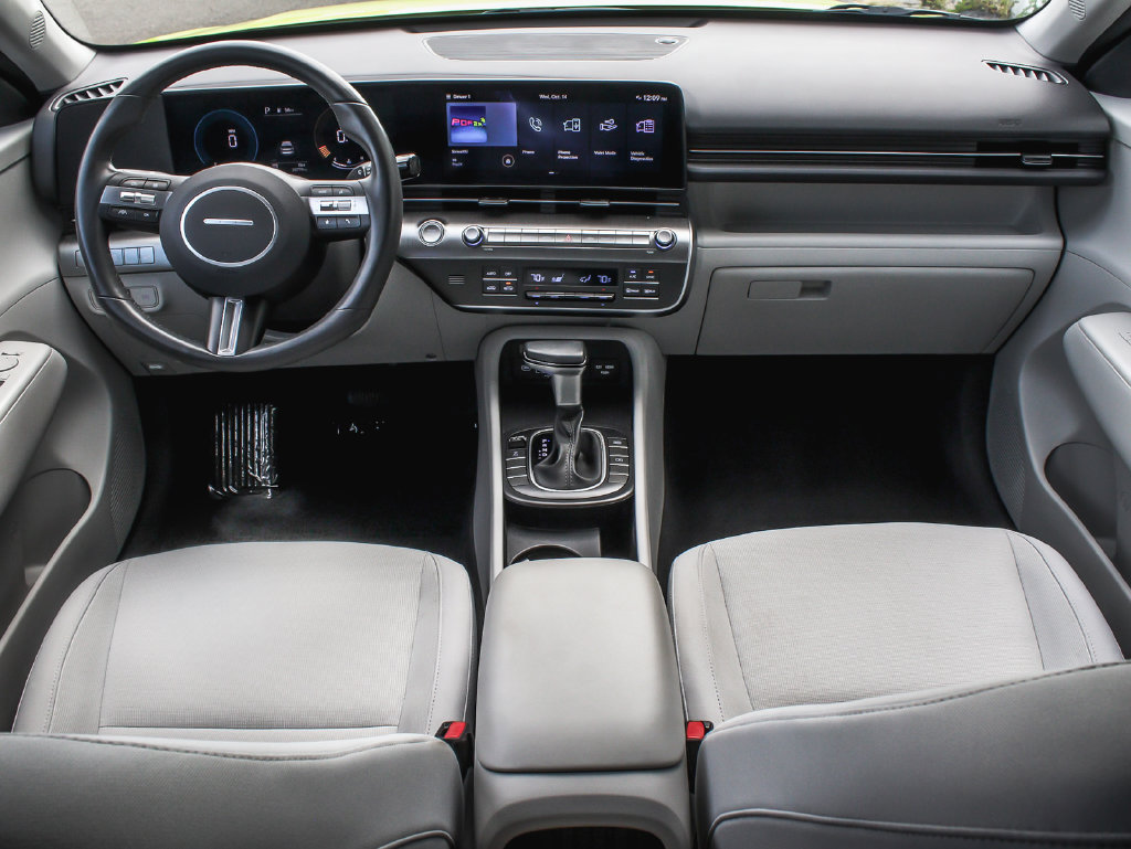 Used 2024 Hyundai Kona SEL AWD/4WD image 35