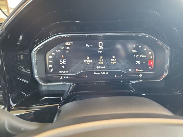 Used 2025 GMC Sierra 1500 SLT image 17