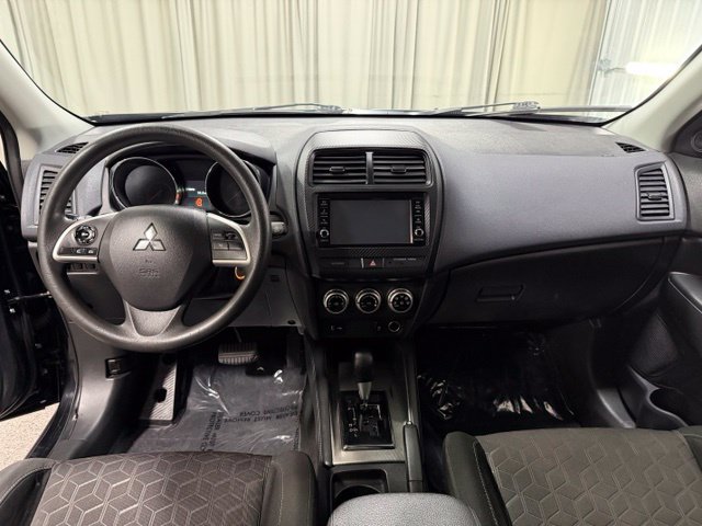 Used 2022 Mitsubishi Outlander Sport SE AWD/4WD image 12