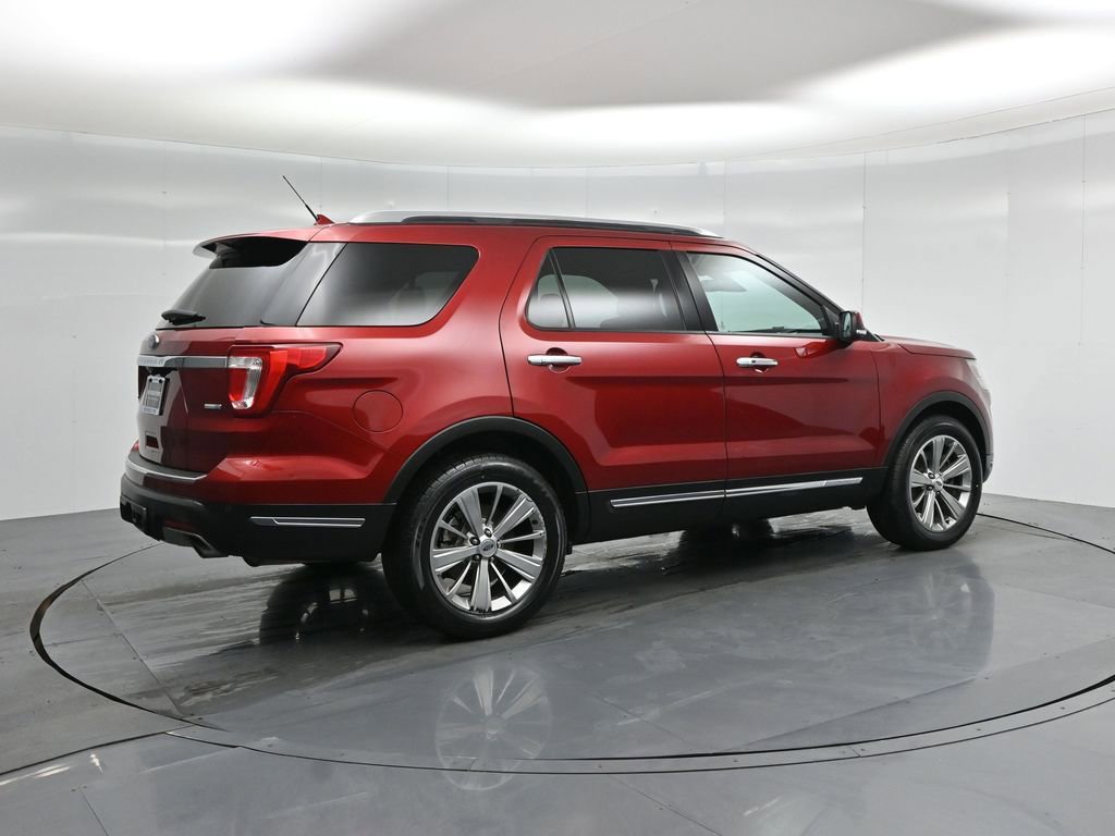 Certified 2018 Ford Explorer Limited w/ Ford Safe & Smart Package image 35