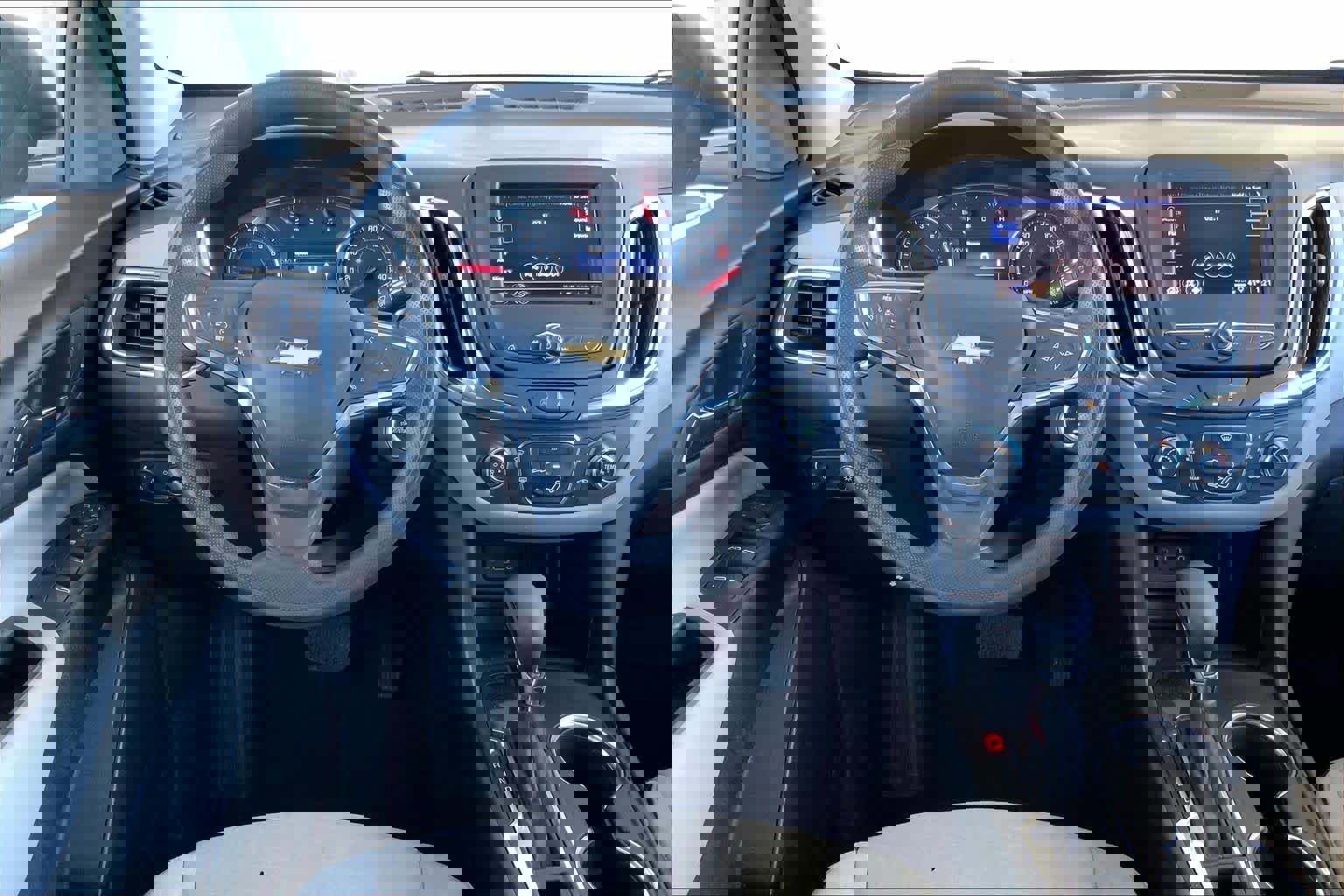 Used 2023 Chevrolet Equinox LS w/ LS Convenience Package image 6