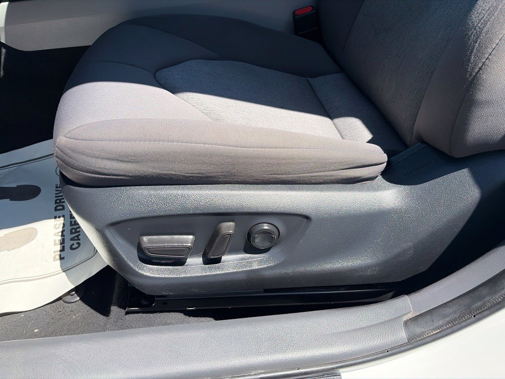 Used 2024 Toyota Camry LE FWD image 16
