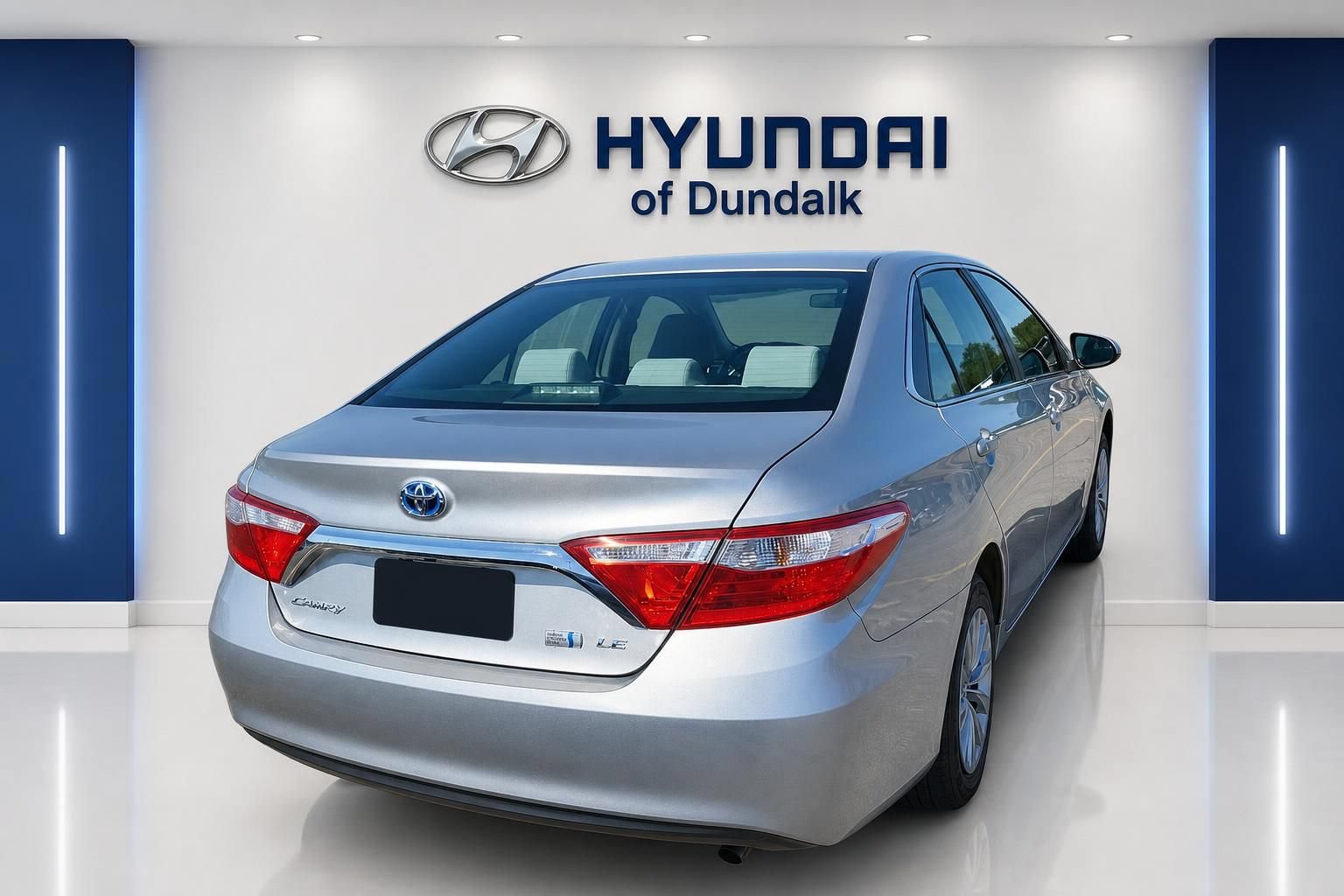 Used 2017 Toyota Camry LE FWD image 6