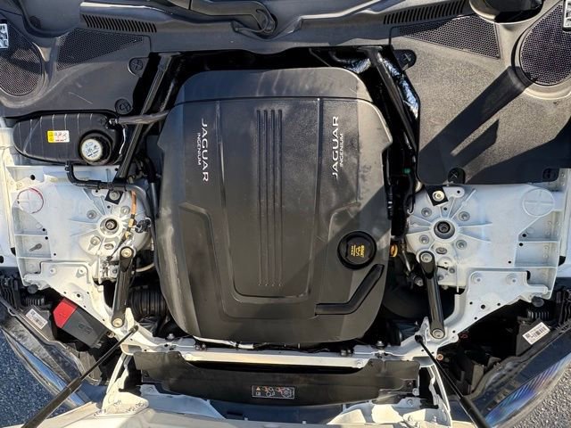 Used 2019 Jaguar F-TYPE Coupe image 2