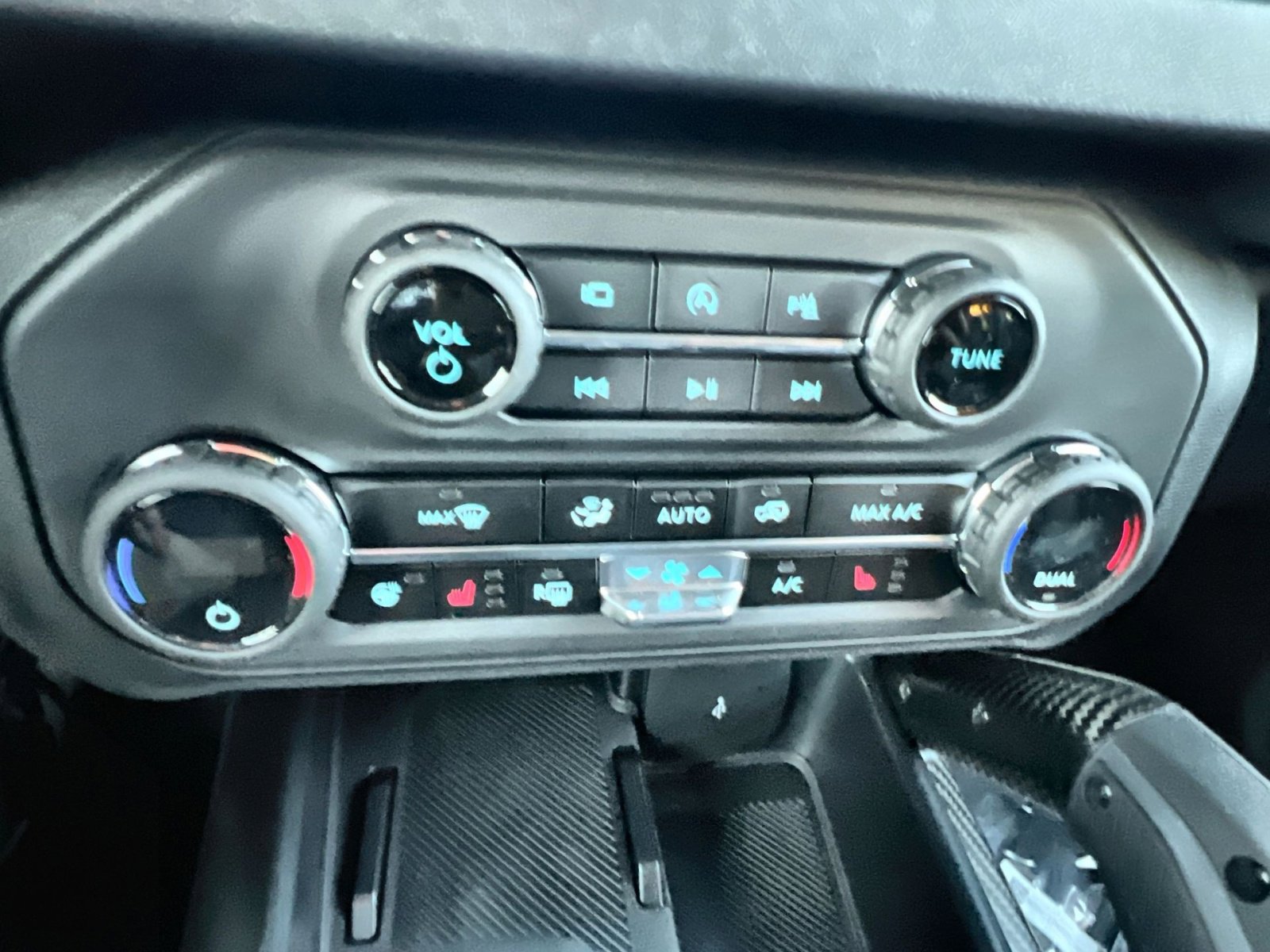 New 2025 Ford Bronco Raptor w/ Interior Carbon Fiber Pack image 21