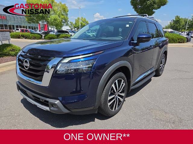 Certified 2024 Nissan Pathfinder Platinum w/ Cargo Package FWD image 3